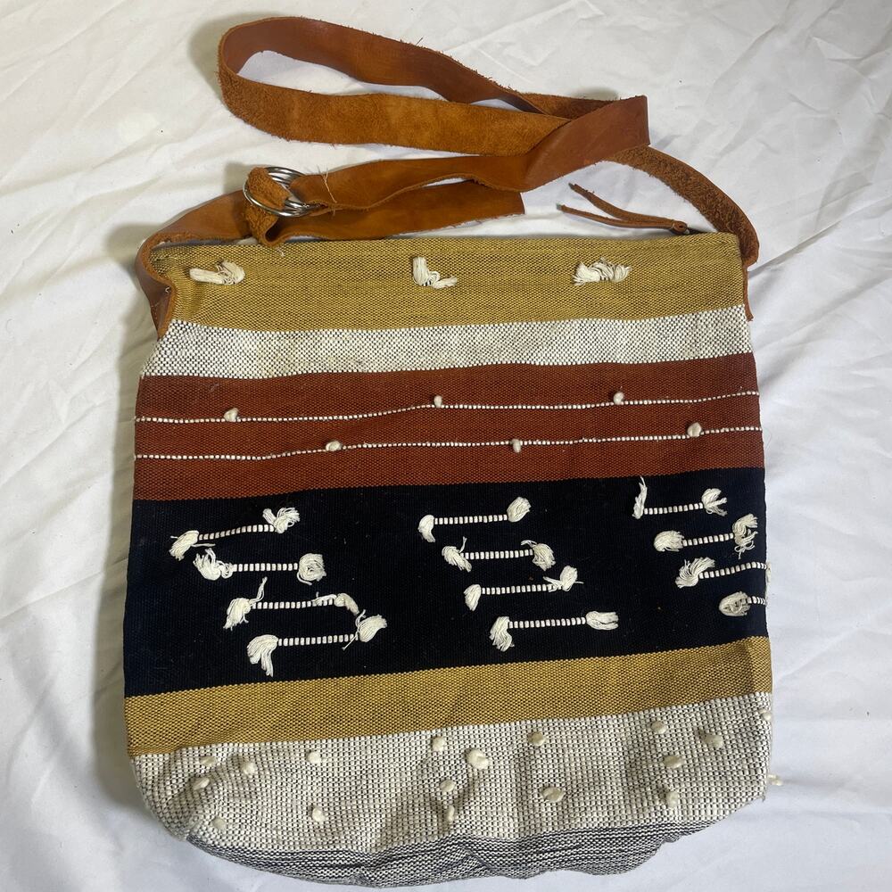 Altiplano Boho Handwoven Crossbody Bag - Multicolored